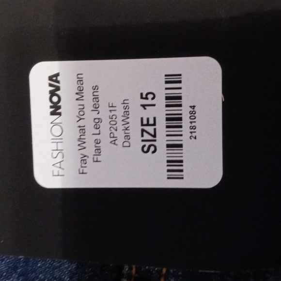 (Fashion Nova) Brand New Size 15 Dark Wash - Picture 4 of 4